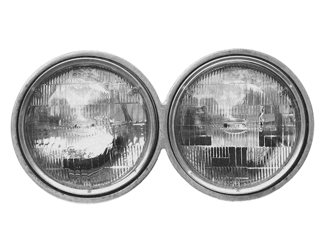 Cedric horizontal quad headlamps